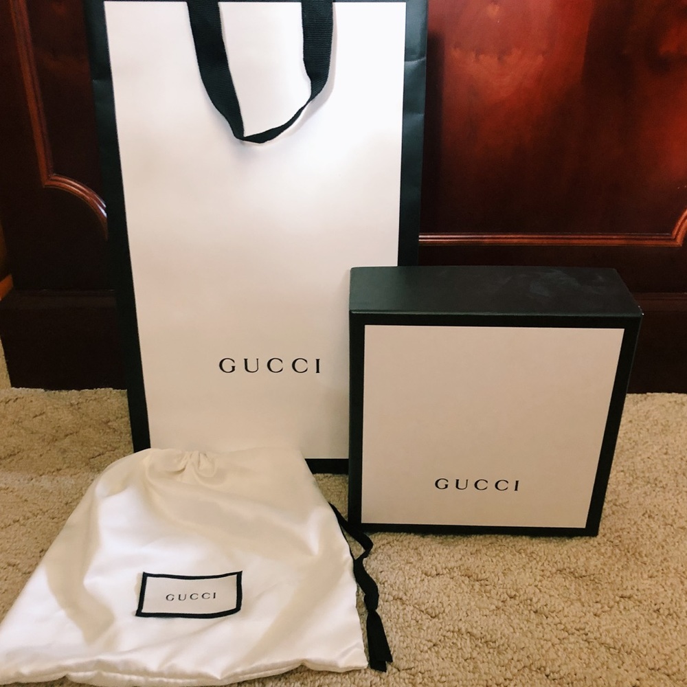 Gucci shopping set